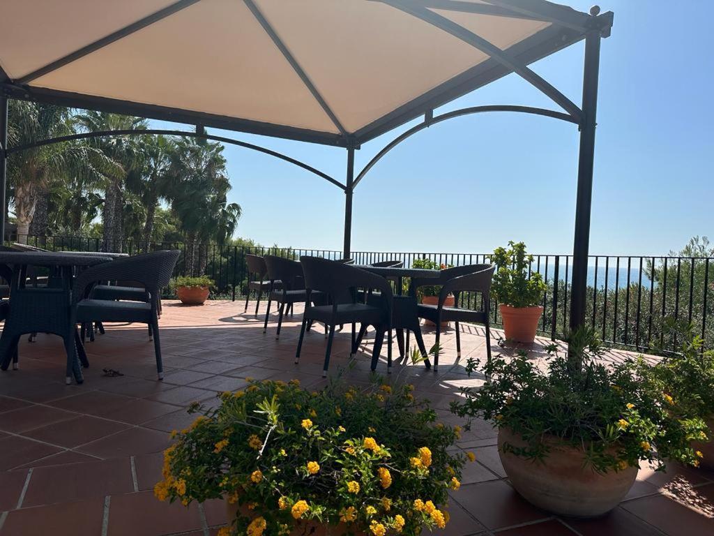 Baia Di Ulisse Wellness & Spa San Leone Extérieur photo