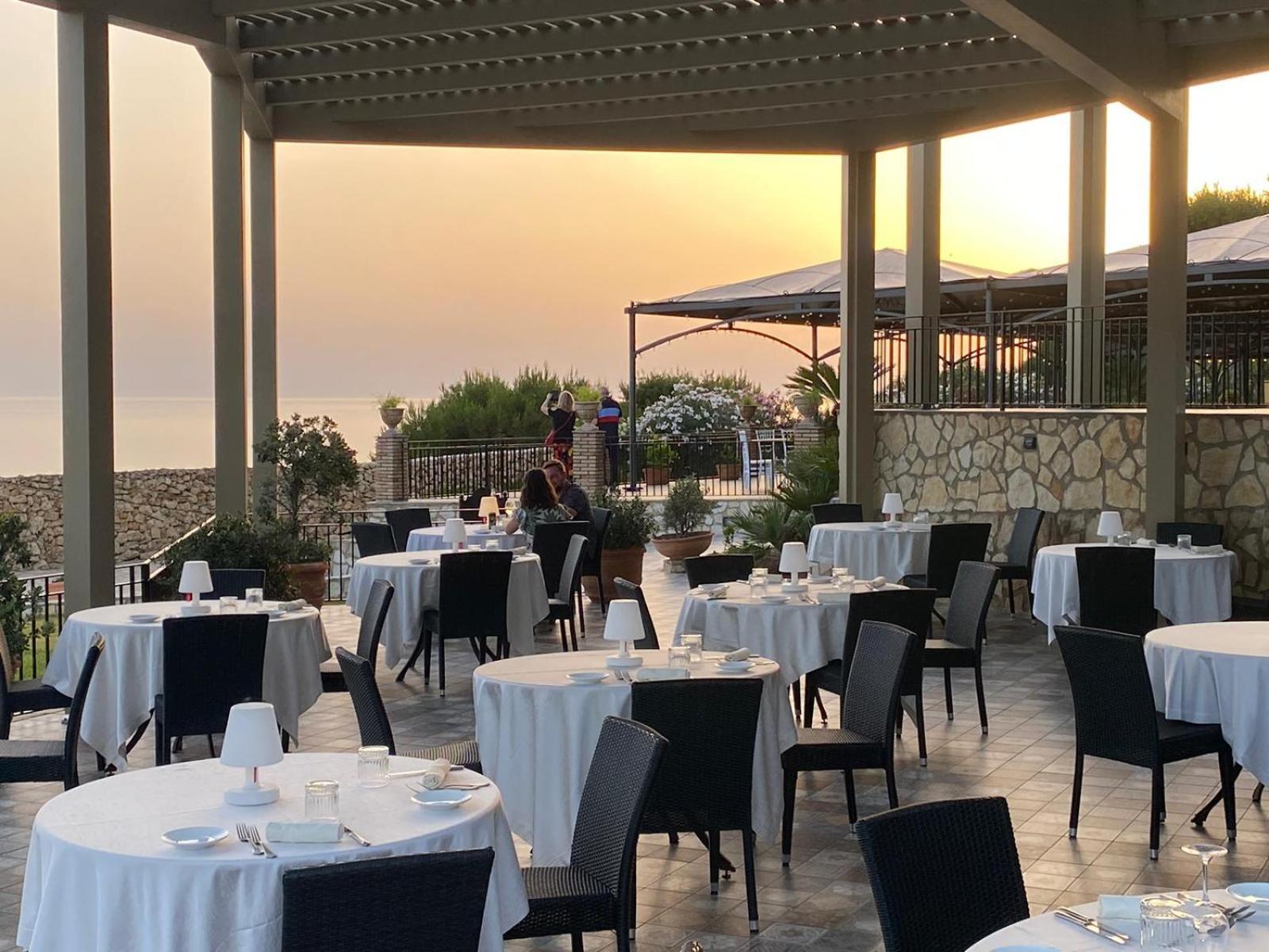 Baia Di Ulisse Wellness & Spa San Leone Extérieur photo